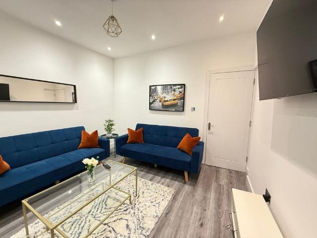 4 Bed Terraced House, Greasbro Road, S9