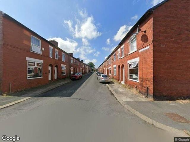 4 Bed Terraced House, Halstead Avenue, M6