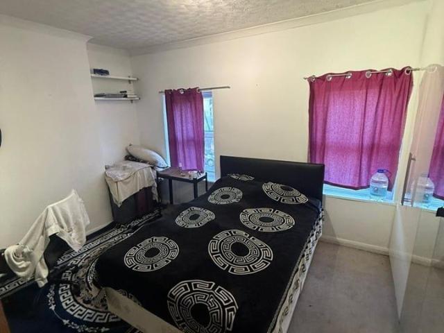 4 Bed Terraced House, Nicholson Road, CR0