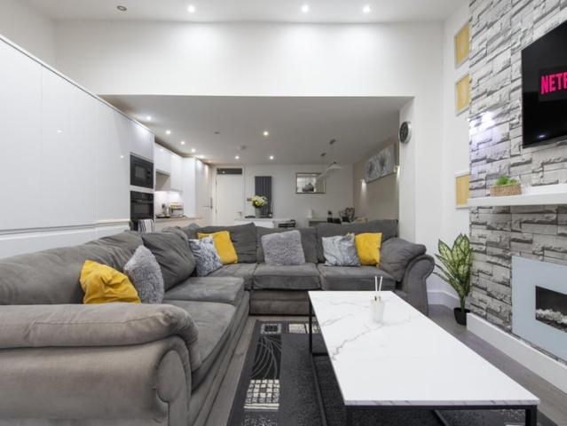 4 Bed Terraced House, Radnor Road, SE15