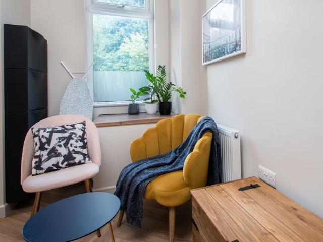 4 Bed Terraced House, Station Parade, LS5