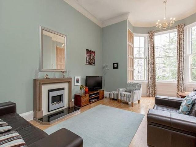 4 bed townhouse for rent in Dean