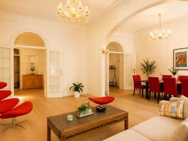 4 Bed Apt, Avenue de la Toison d'Or, Ixelles