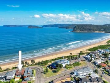 4 Bed Beachfront living on the Central Coast wake to the sound of the waves
