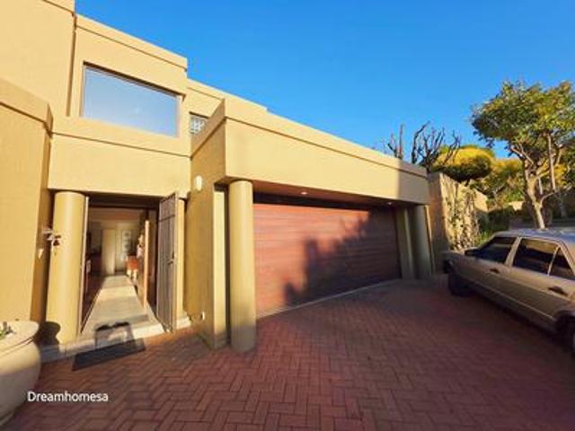 4 bed cluster in riverclub