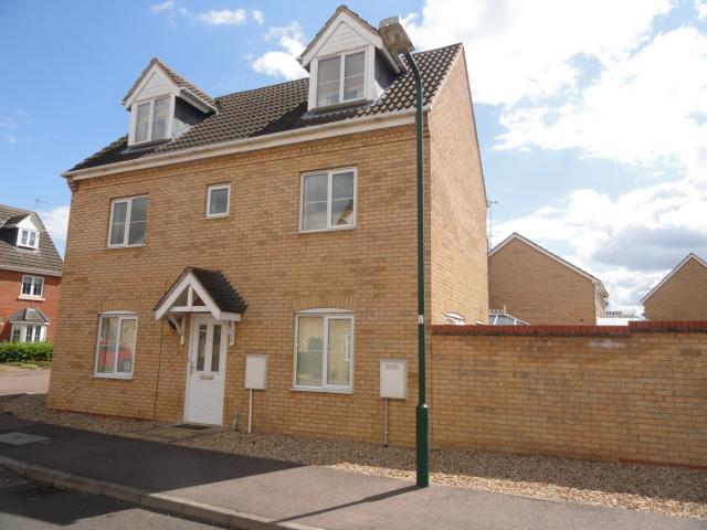 4 bed Detached To Let