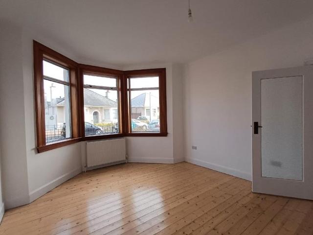 4 bed detached bungalow for rent in Mountcastle