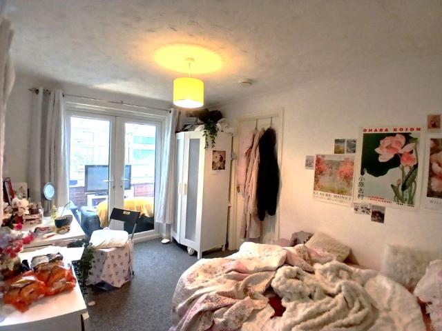 4 bed detached house to rent in The Swale, Norwich, Norfolk