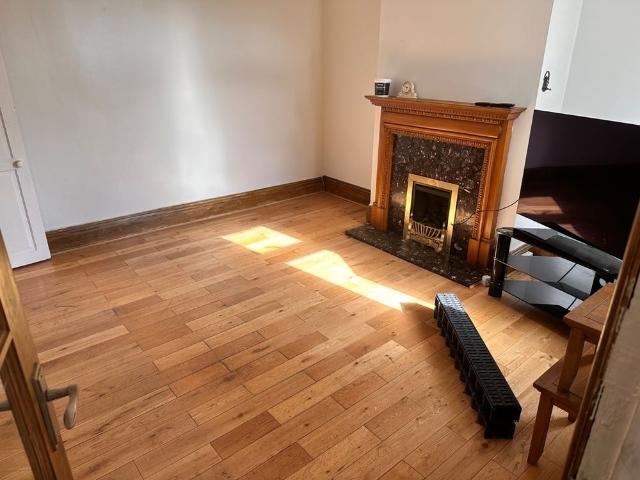 4 Bed Detached House, Vivian Road, S5