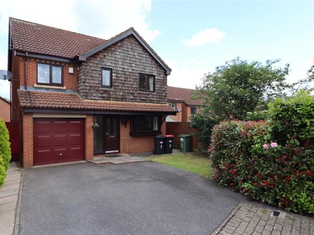 4 bed Detached House for Rent