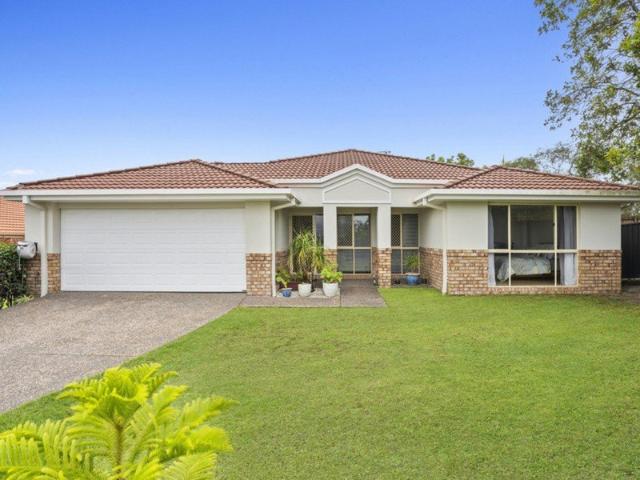 4 BED FAMILY HOME IN SOUGHT AFTER LOCATION