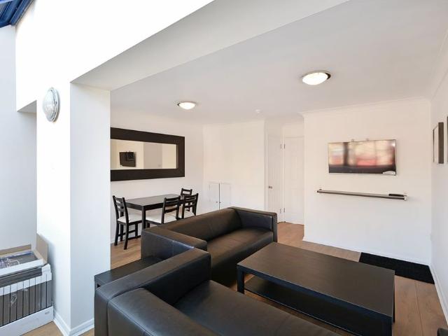 4 Bed Flat, Bywater Place, SE16