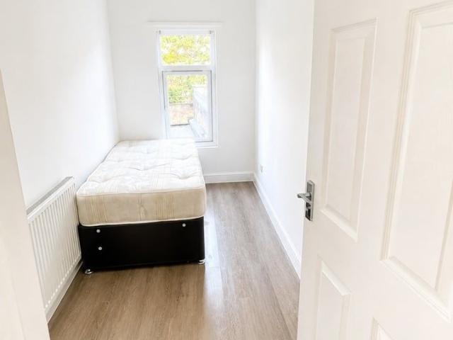 4 Bed Flat, Brixton Hill, SW2