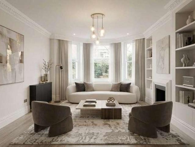 4 bed flat for sale