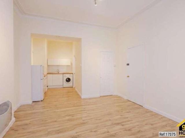4 bed flat for sale