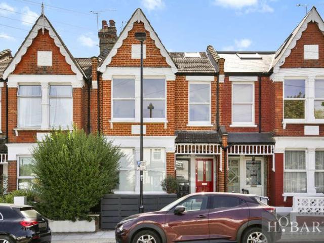 4 bed flat for sale