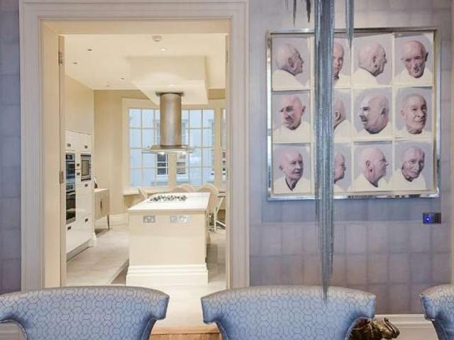4 bed flat for sale
