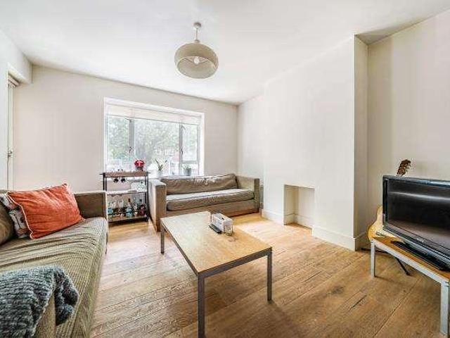 4 bed flat for sale