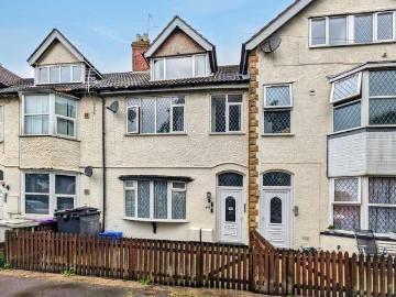 4 bed flat for sale