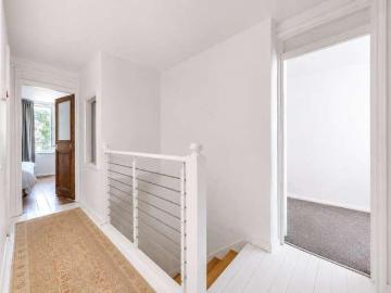 4 bed flat for sale