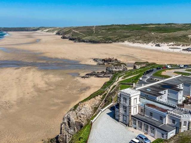 4 bed flat to rent