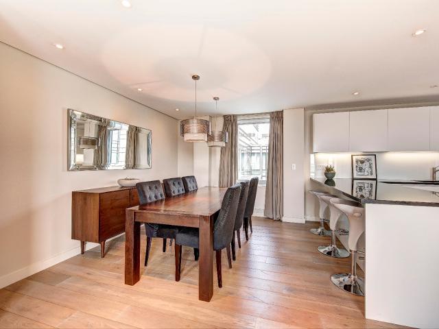 4 bed Flat to rent
