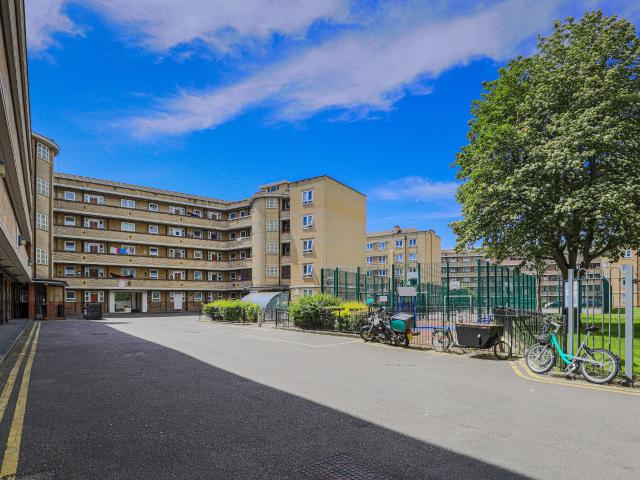 4 bed flat, Whitechapel