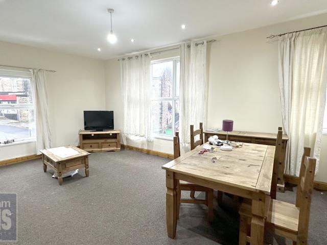 4 Bed Flat 61 65 Barber Road Sheffield S10 1EA Hallam Hills Ltd