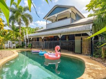 4 Bed Home, Pool, Shed, 2 Bed Granny Flat Priced for a Quick Sale !