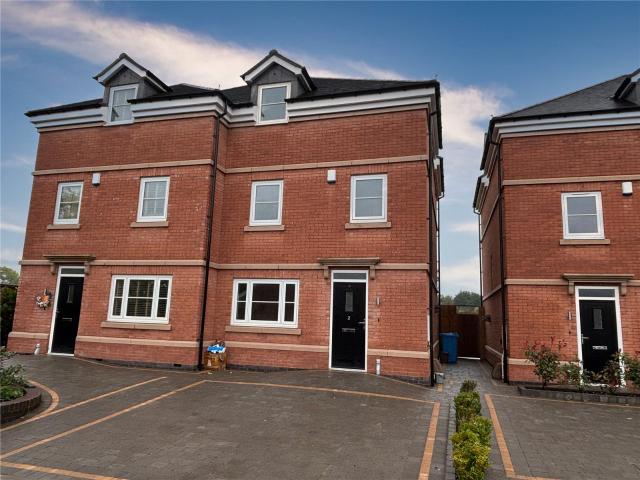4 Bed House