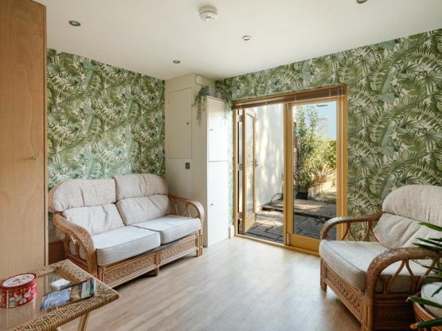 4 Bed House