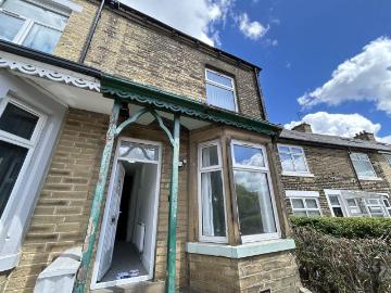 4 bed house to rent in Thornton Lane, Bradford, BD5
