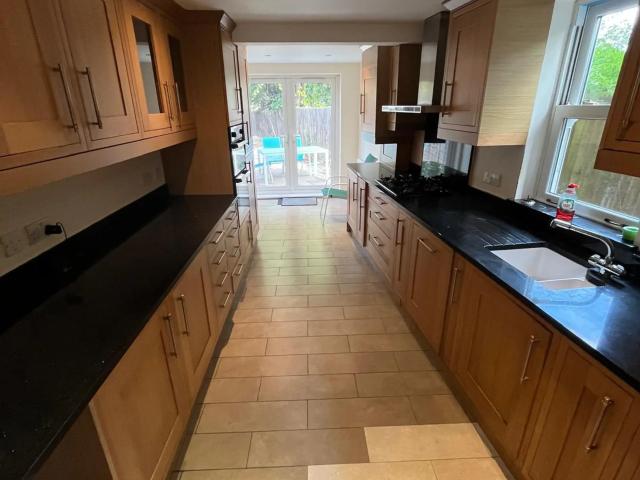 4 bed house to rent in Tritton Road, London, SE21