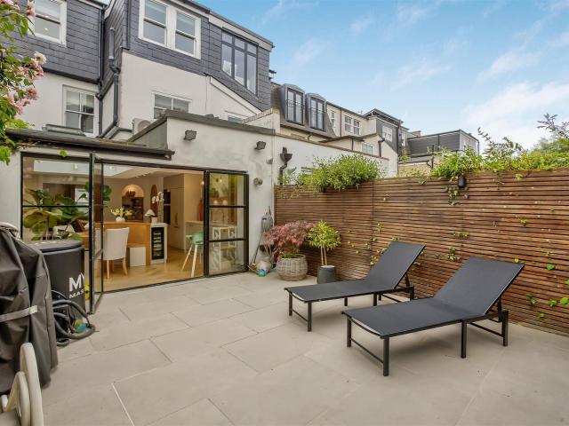 4 bed house to rent in Westfields Avenue, Barnes, SW13 | James Anderson