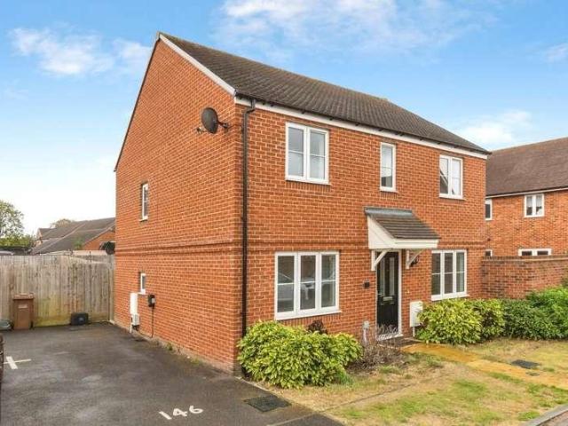 4 bed house to rent