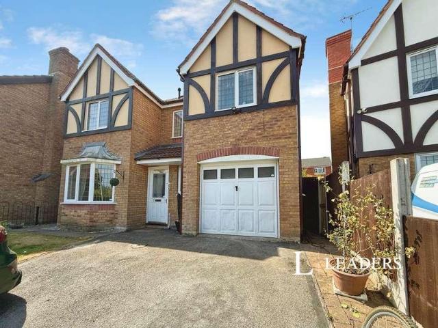 4 bed house to rent