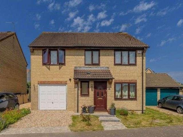 4 bed house to rent