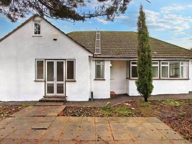 4 bed house to rent