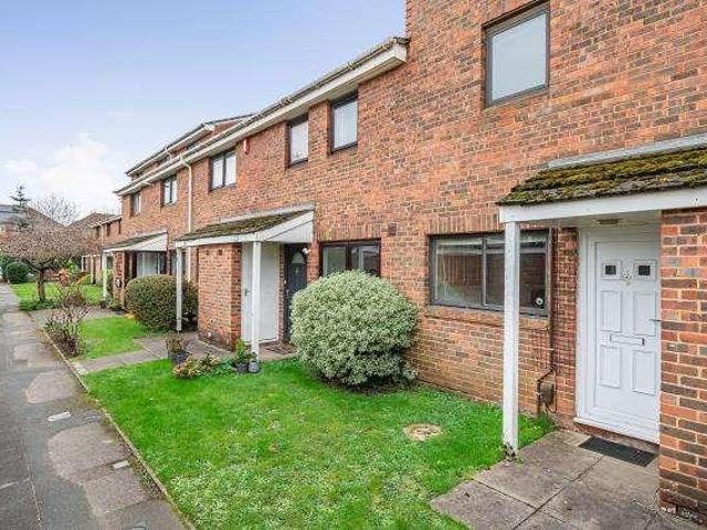 4 bed house to rent