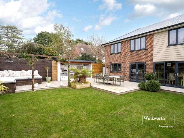 4 bed house to rent