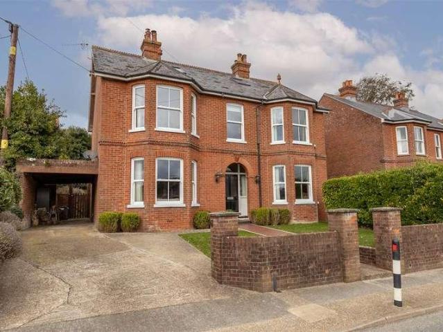 4 bed house to rent