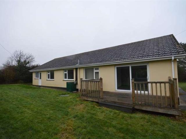 4 bed house to rent