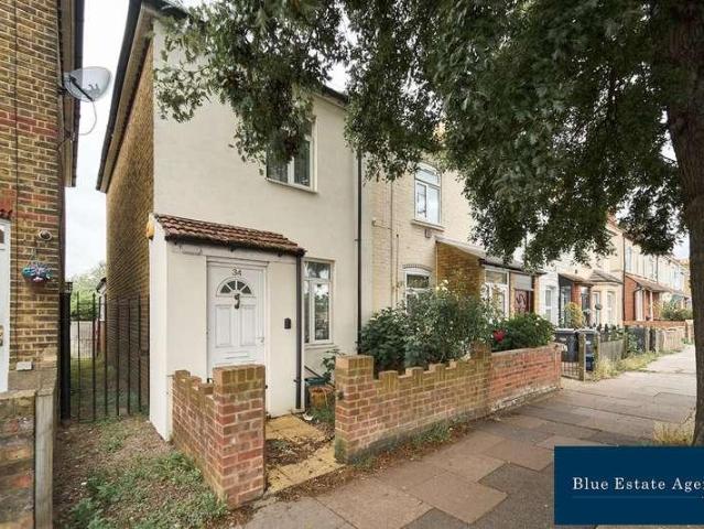 4 bed house to rent