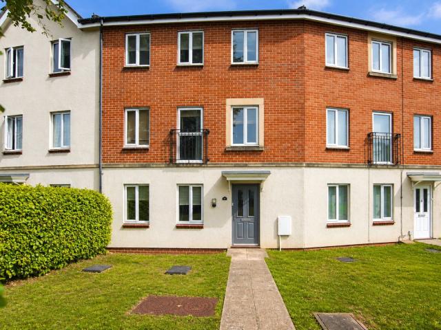 4 Bed house to rent