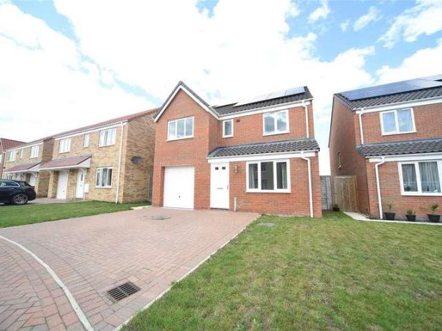 4 bed house to rent
