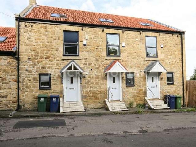 4 bed house to rent