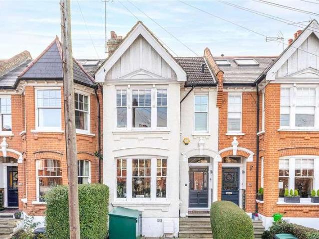 4 bed house to rent