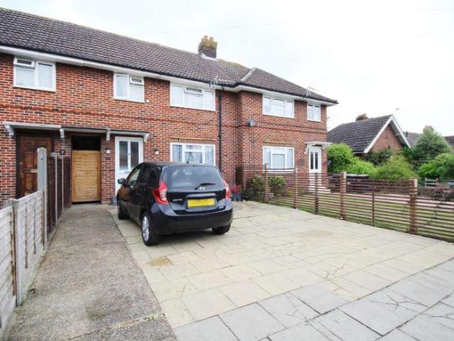 4 bed house to rent