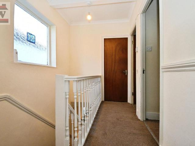 4 bed house to rent