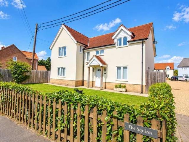 4 bed house to rent
